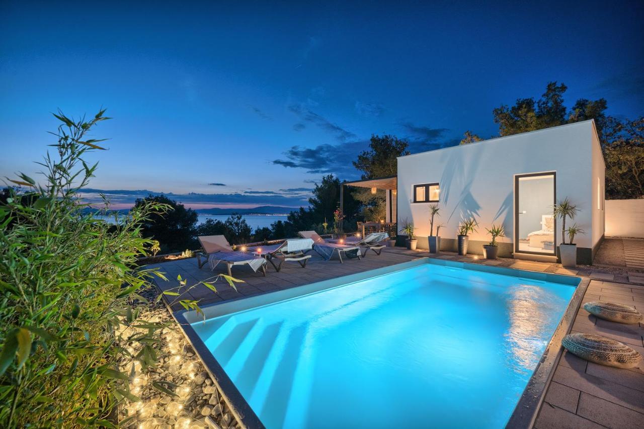 Holiday House Sunset Haven Estate 수티반 외부 사진